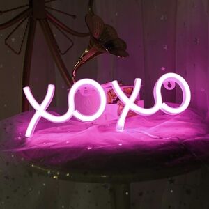 Pink XOXO Neon Sign
